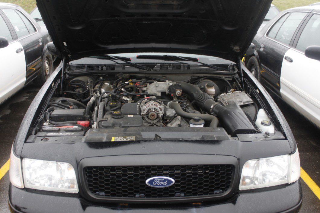 Ford Crown Victoria engine