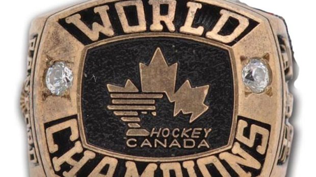 1994 world championship ring is among items stolen from a downtown shop..