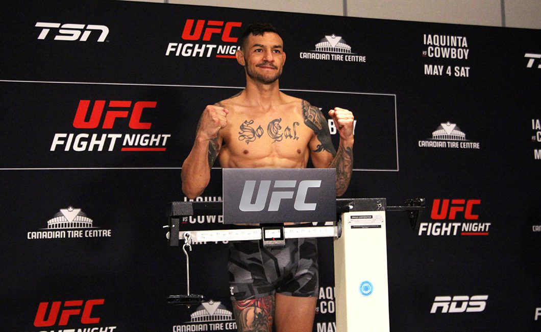 Cub Swanson weighs in at 145.75 lbs for his featherweight bout with Shane Burgos for UFC Fight Night in Ottawa.