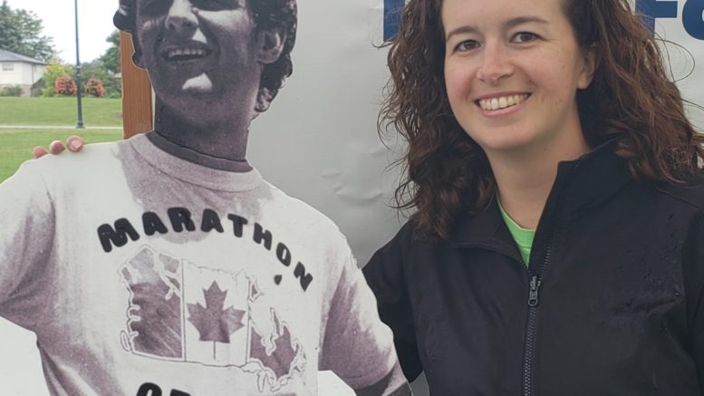 woman with Terry Fox photo